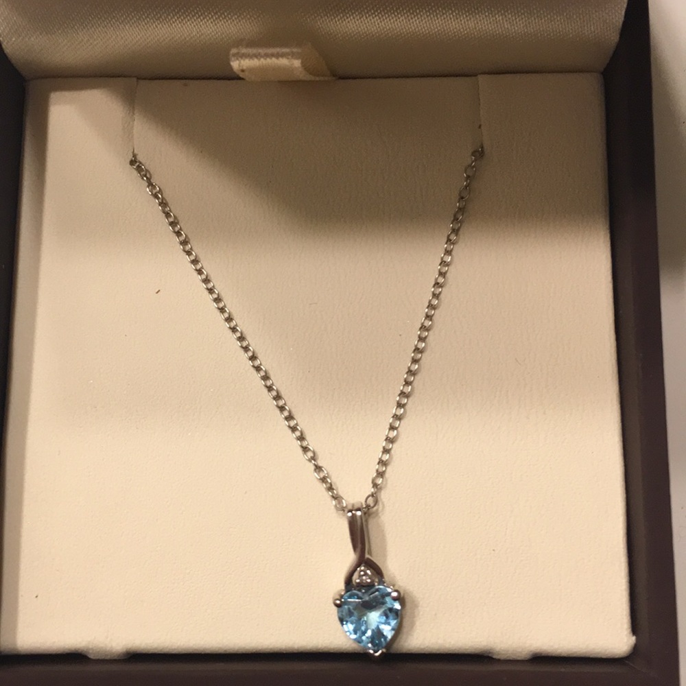 Birth stone necklace brand new!